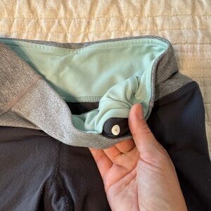 Lululemon Grey cropped pants